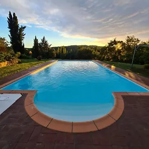  Gospodarstwo wiejskie Residence Lucignano